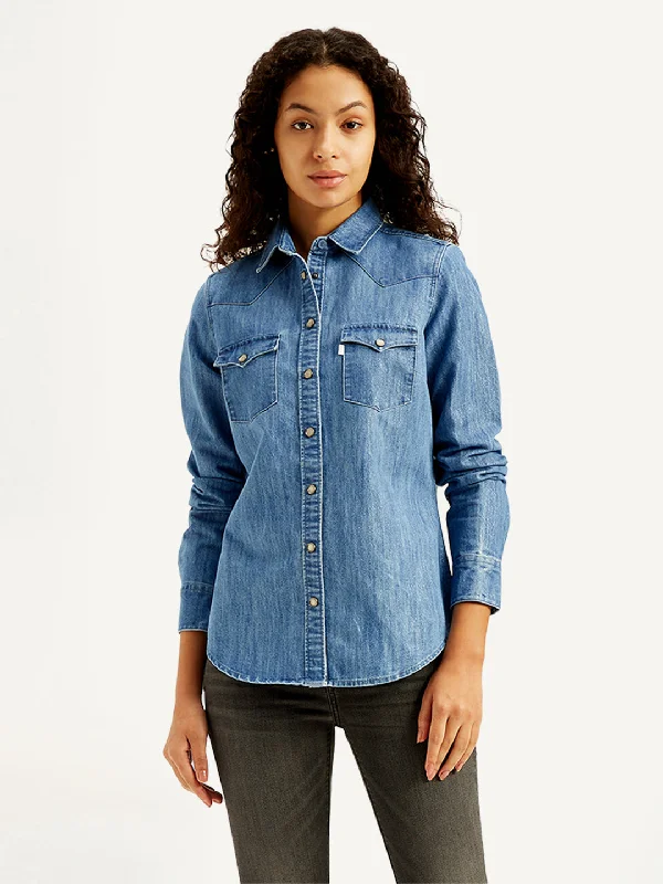 Women's Blouse with Wide CollarWomen's Solid Regular Fit Denim Shirt