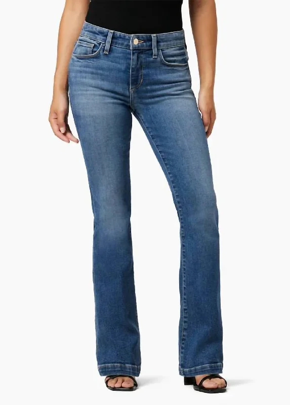 Women's Capri PantsProvocateur Bootcut Jeans In Enchantment