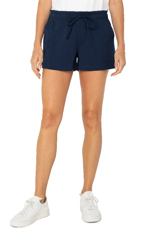 Women's JeggingsPULL ON SHORTS WITH FRONT TIE