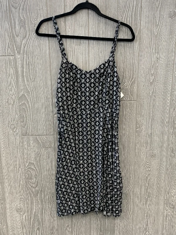 Women's U-Back DressesBlack Dress Casual Short Old Navy, Size M