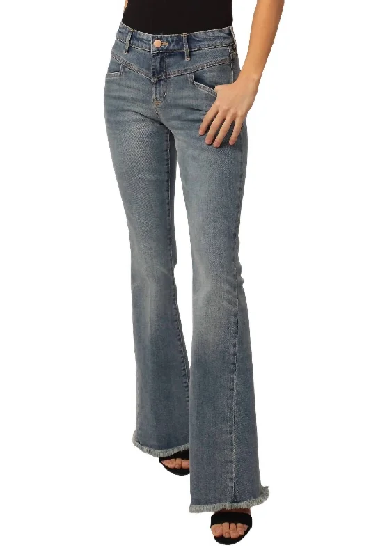 Women's Jodhpurs with Boat CollarRosa Flare Jeans In Stokes Canyon