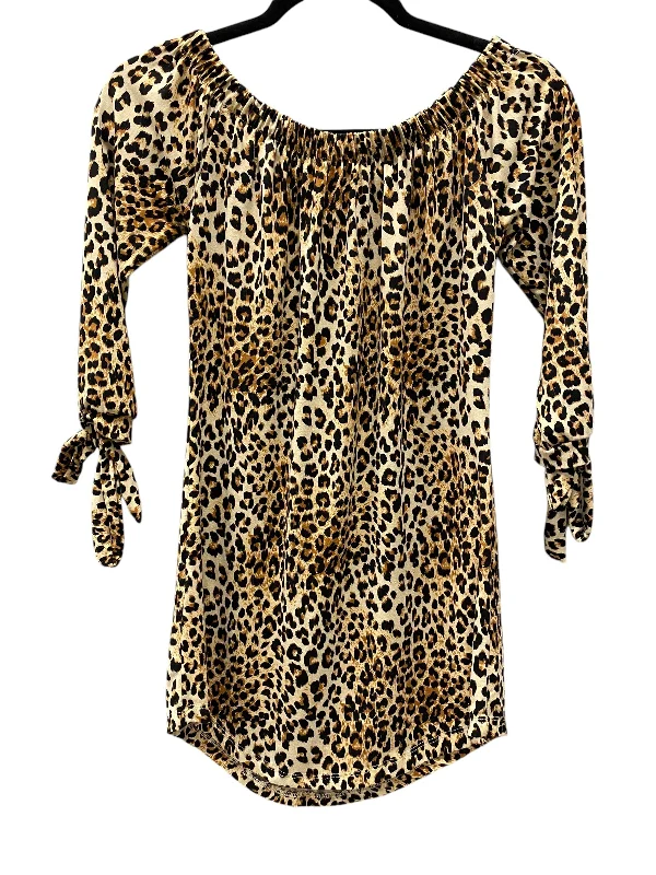 Women's Blouse with Sweetheart CollarTop Long Sleeve By Absolutely In Animal Print, Size: M