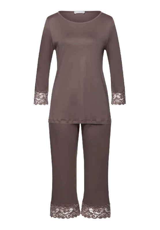 women's pajamas designed for those who believe in sweet dreams and cozy nights.Moments Lace Trim Crop Cotton Pajama Set | Stonewash 77928-2756